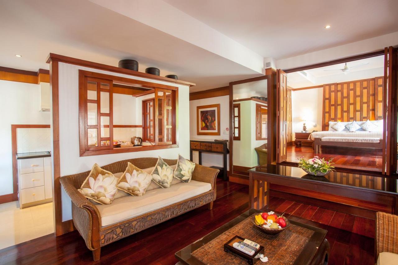 Baan Yin Dee Boutique Resort Phuket - Sha Plus Patong Екстериор снимка